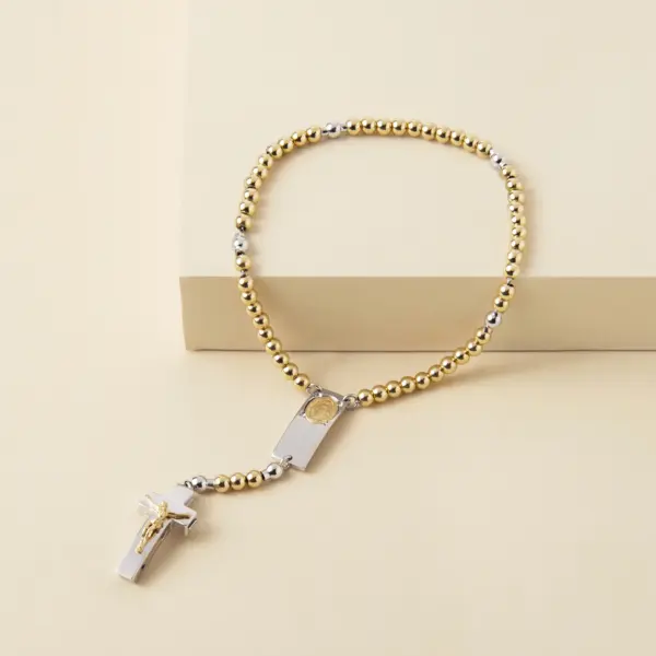Rosenkranz-Armband Rosalet von Ghirelli. Die Perlen sind Gold und Silber.