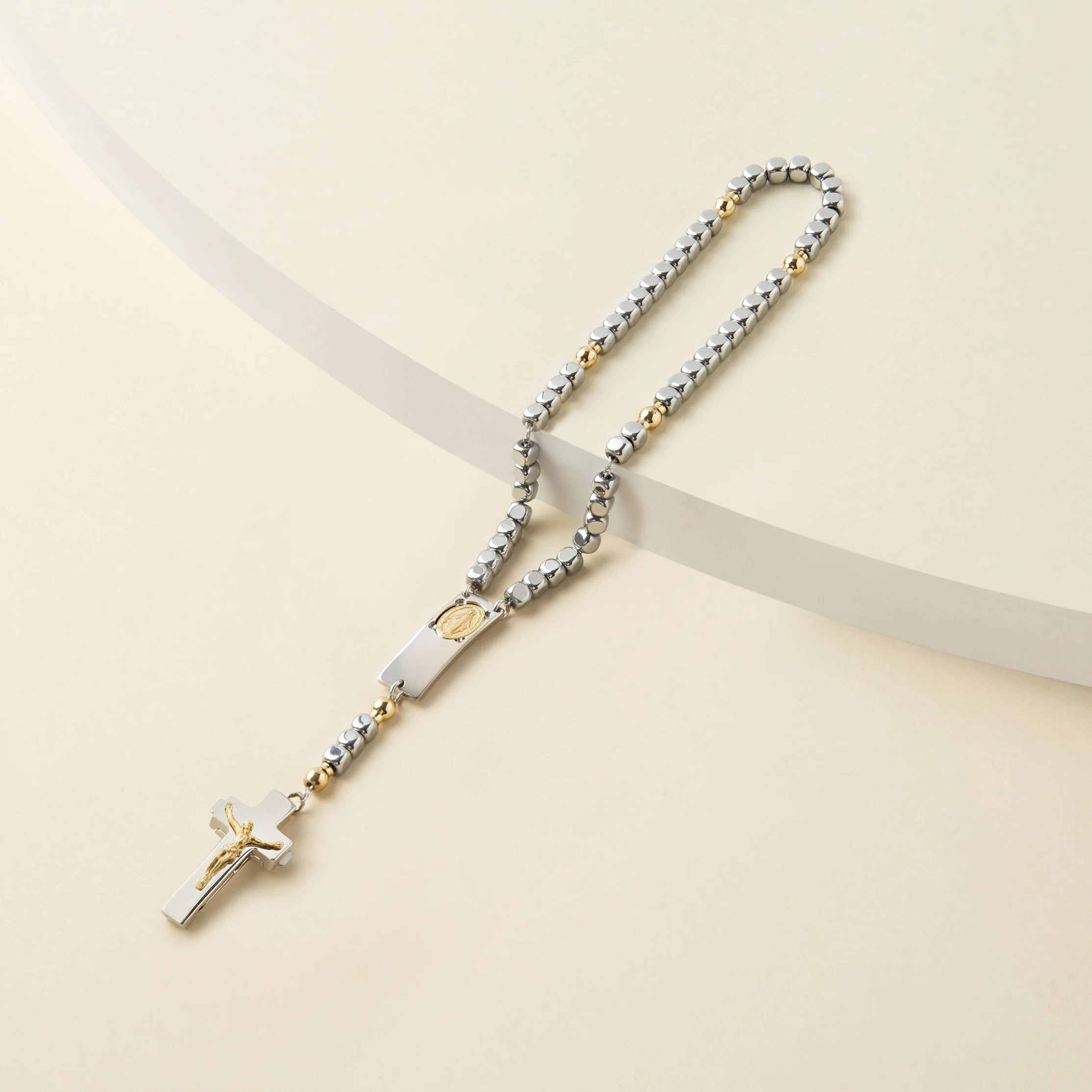 Rosenkranz Armband Ghirelli Rosalet mit Silber und Goldperlen.