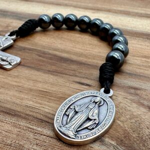 10er Rosenkranz Gottes Liebe Hämatit offen