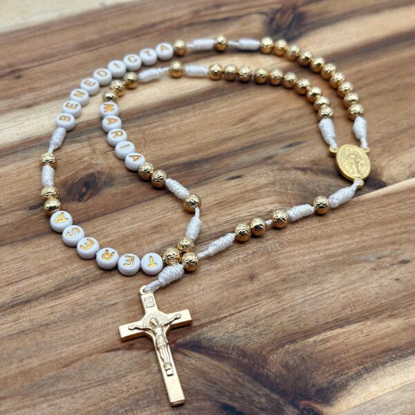 Personalisierter Rosenkranz Goldene Rose mit Namen